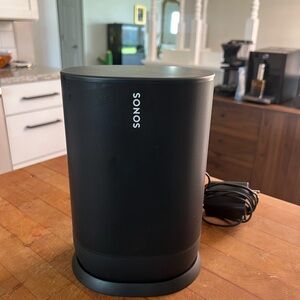 Sonos Sleek Black Wireless Speaker